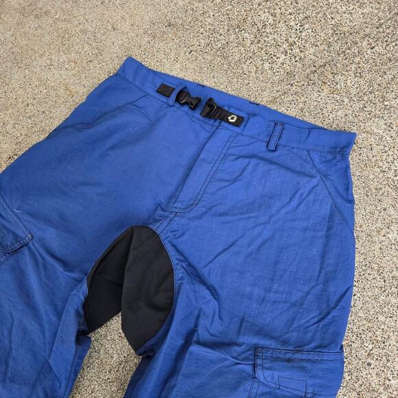 Vtg 90s UNDER THE WEATHER Plain Two Tone Baggy Outdoors Cargo Shorts Canada Made - Picture 2 of 7